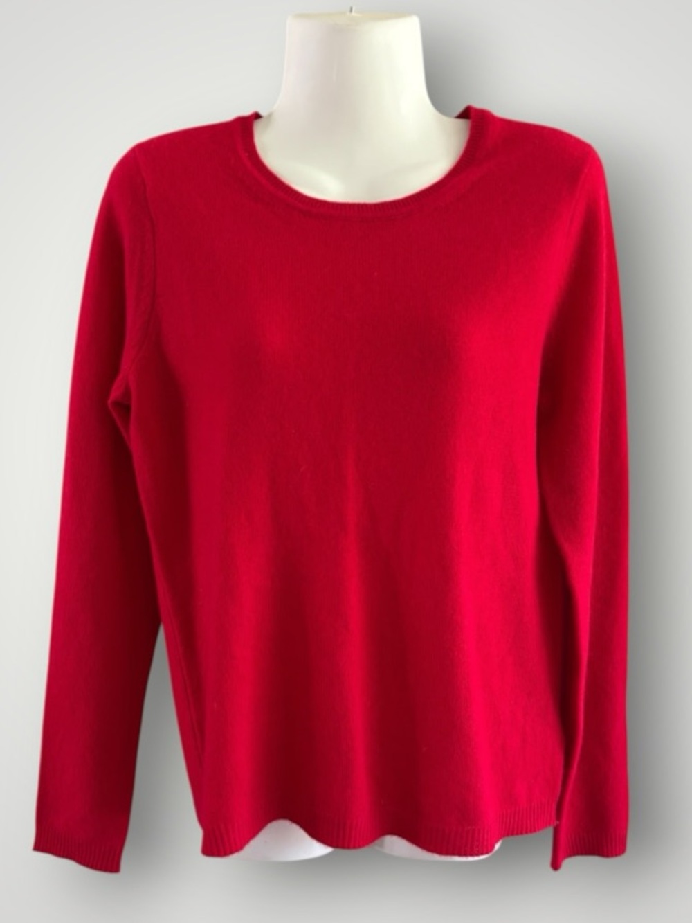 Tahari 100% Cashmere Red Crew Neck Sweater Size M